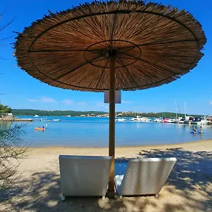 4* Luxe tent Fisherman's Glamping Village