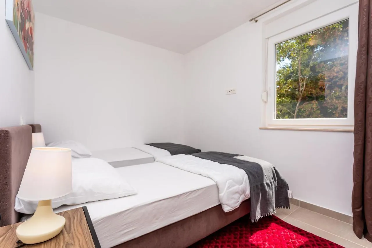 Villa Neda Malinska Apartment